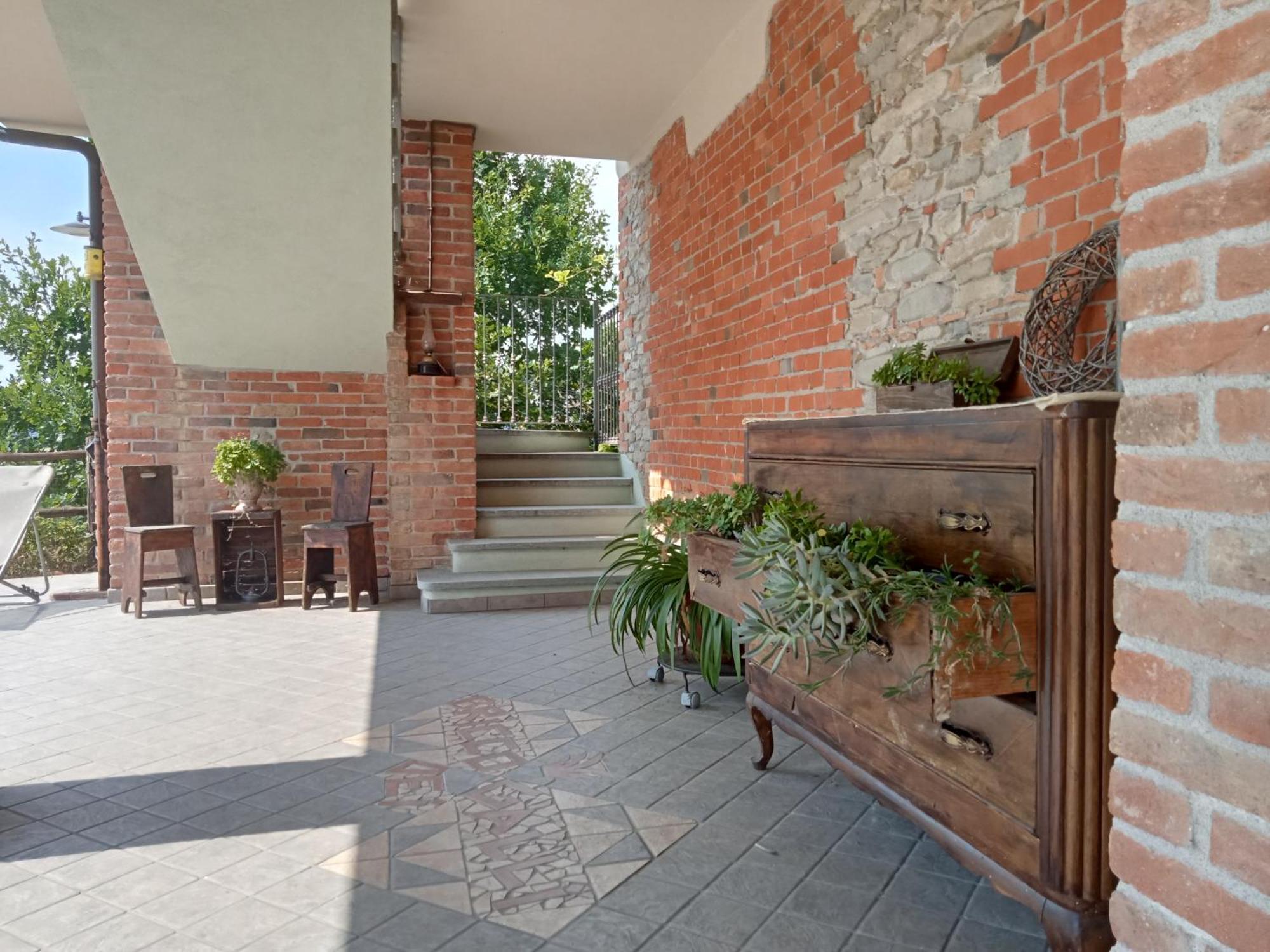 Agriturismo Bric Di Gai Monforte dʼAlba Exterior foto